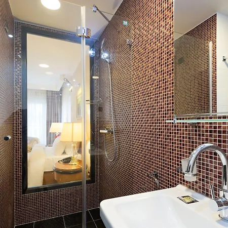 Sterling Garni Hotel Belgrade