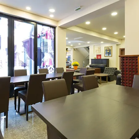 Sterling Garni Belgrade