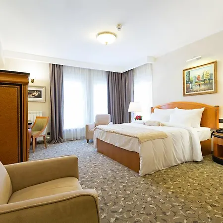 Sterling Garni Hotel