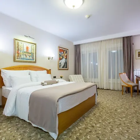 Sterling Garni Hotel