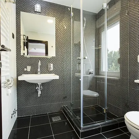 Sterling Garni Hotel Belgrade