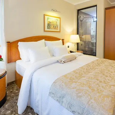 Hotel Sterling Garni Belgrade