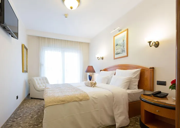 Hotel Sterling Garni