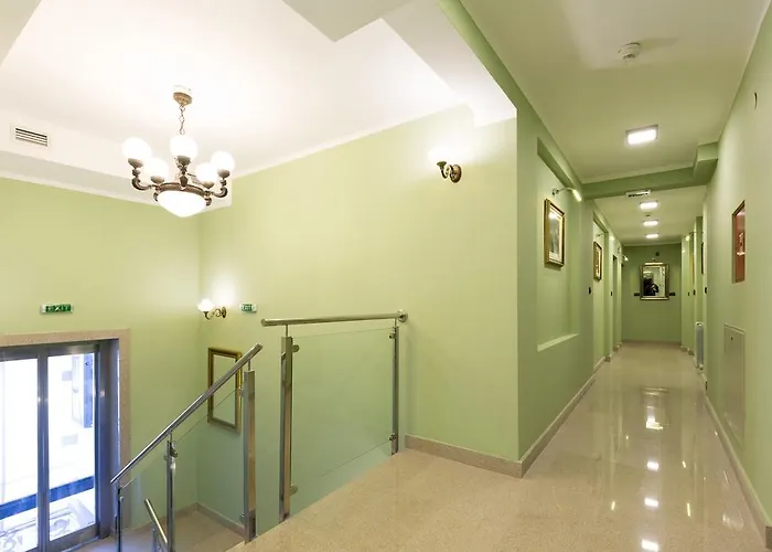 Sterling Garni Belgrade