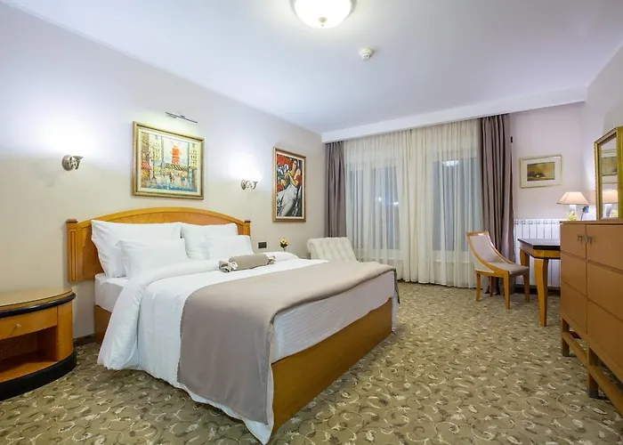 Sterling Garni Hotel